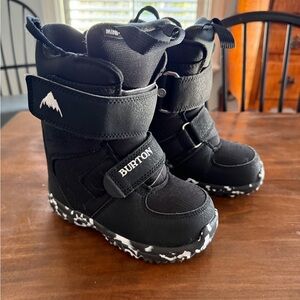 Kids’ Burton Mini Grom Snowboard Boots 10C